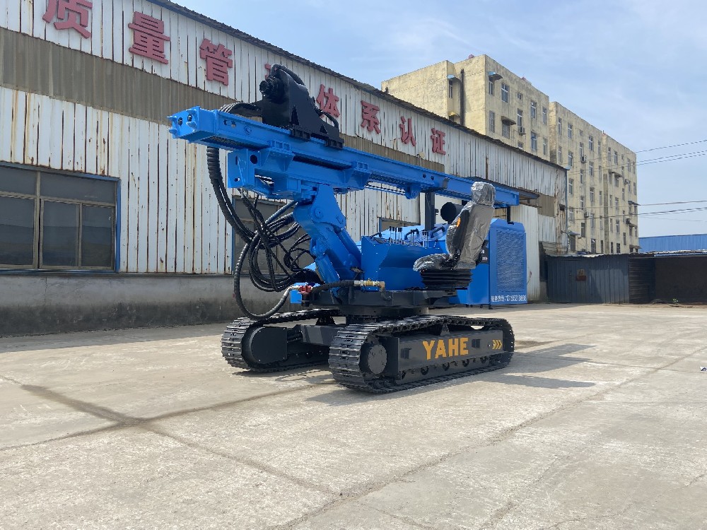 光伏打樁機(jī)新疆光伏樁安裝施工